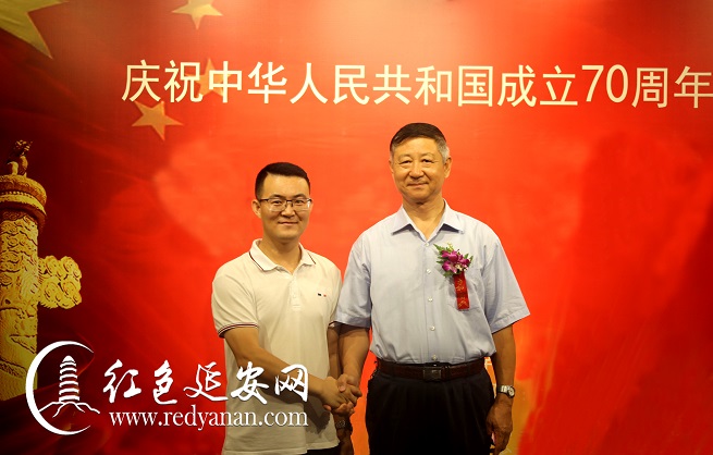 常世民与刘巨田司令·原图LOGO.jpg
