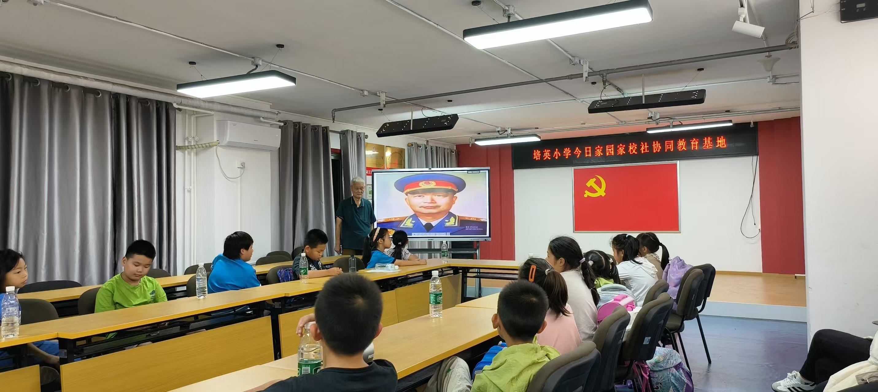微信图片_20251018155601.jpg